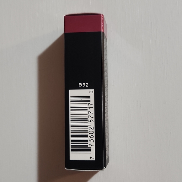 MAC New York Apple Frost Lipstick - Picture 7 of 9